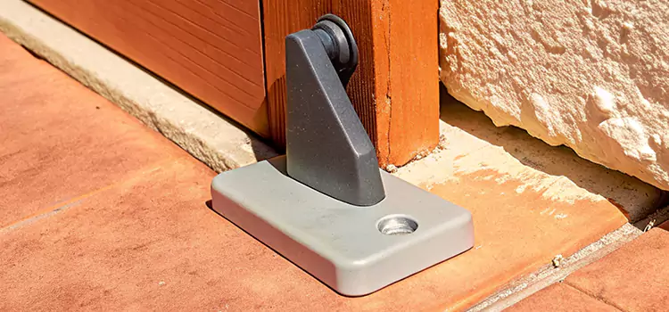 Aesthetic Door Stop Selection Pinewood