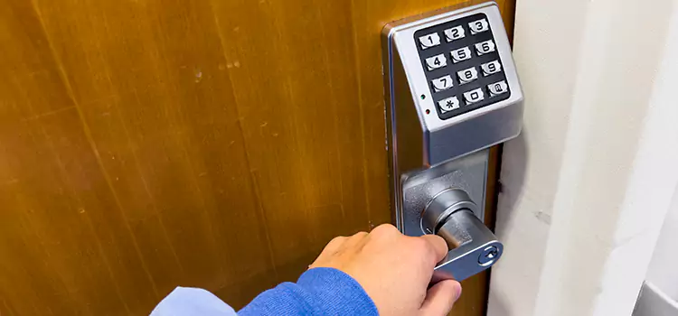 Why Choose Us for Your Keypad Lock Needs in Pinewood, FL?